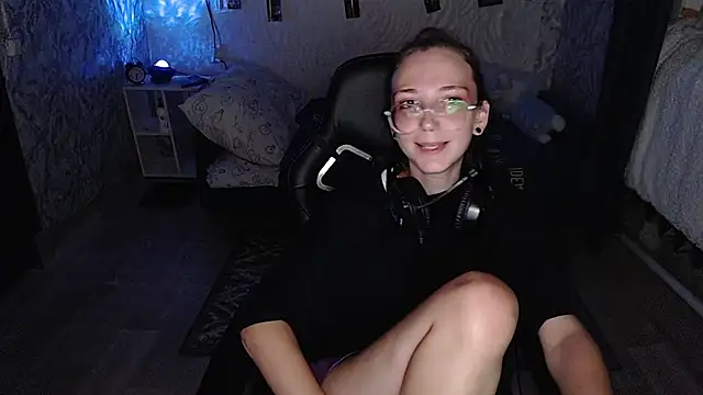 AmeliaKamishiro's Live XXX Chat