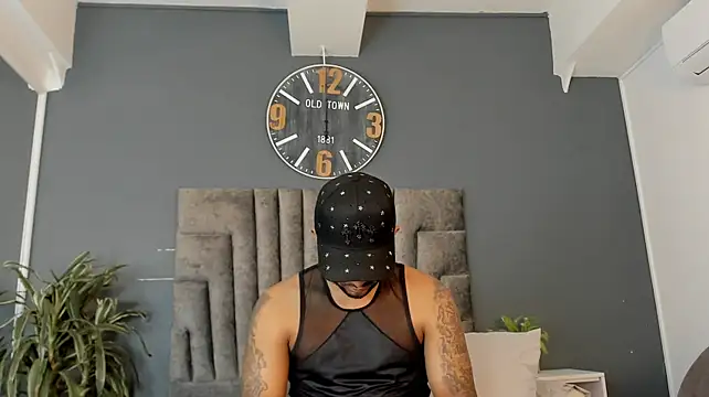Robin_Rief লাইভ XXX চ্যাট