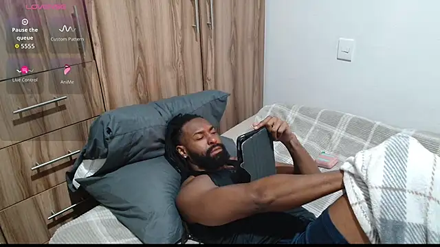 Chatroom XXX en direct de blackmuscless