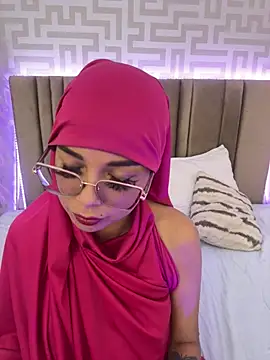 naishaa_'s Live XXX Chat