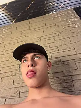 Lander_Cruz Adlı Modelin Canlı XXX Sohbeti