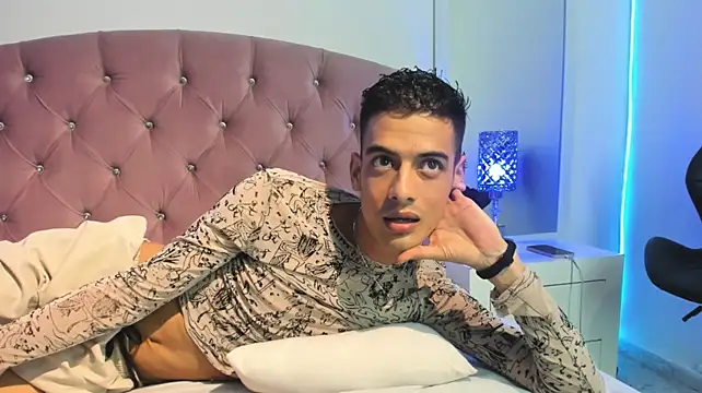 Axel_Collin7 – Naživo XXX chat