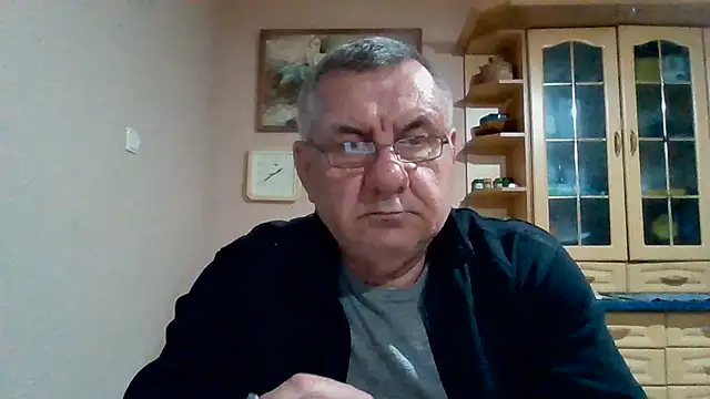 machomale3's Live XXX Chat