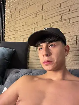 Živý XXX chat Lander_Cruz
