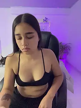 I_Samanthaa – Live XXX-chat