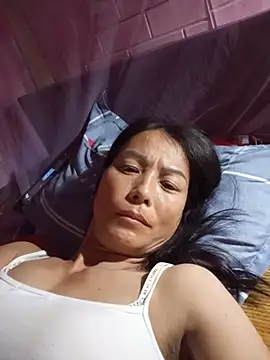 Chat XXX ao vivo de Lily-ly