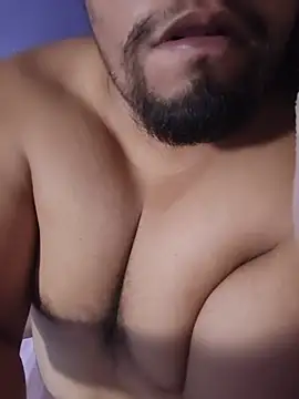 โชว์เว็บแคมของ Adrian_bear