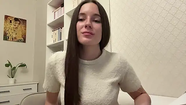KatriceKlacic Chat XXX in diretta