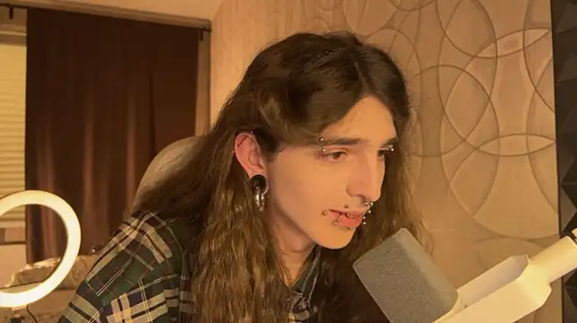 Kriisp Chat XXX live