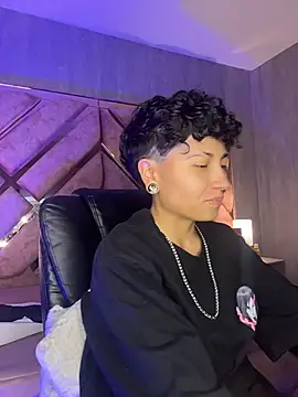 Chat XXX Live ian_mathias_