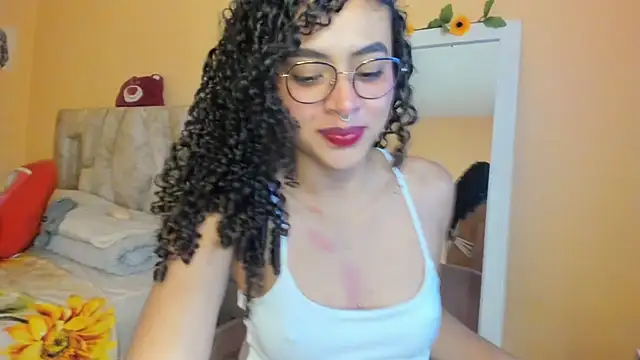 Keniia_rizz Adlı Modelin Canlı XXX Sohbeti
