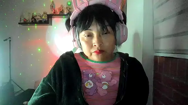 Shaddycute_ Chat XXX in diretta
