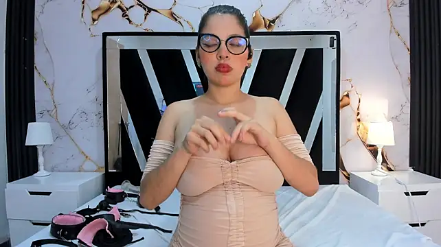 cherry_bom_as Chat XXX in diretta