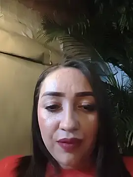 Chat +18 de cloe_glace ao vivo