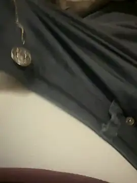 צ'אט XXX בשידור חי של PurpleDevil_69_