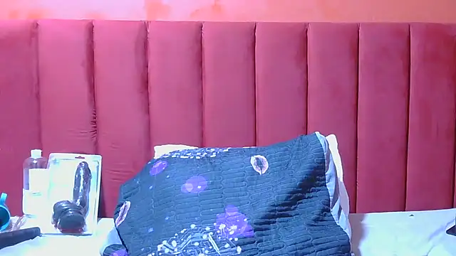 Foxytemptationx Chat XXX in diretta