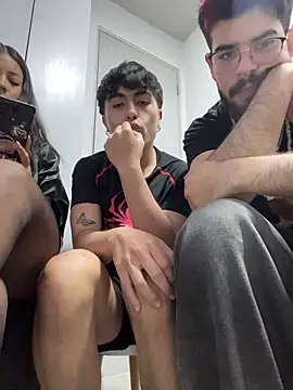 Tommy_Claks Chat XXX live