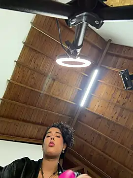 Czat XXX na żywo – EmmaRoux_