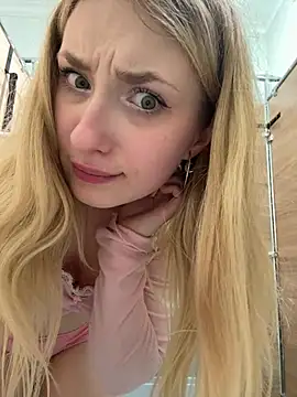 LollyPollly live XXX chat