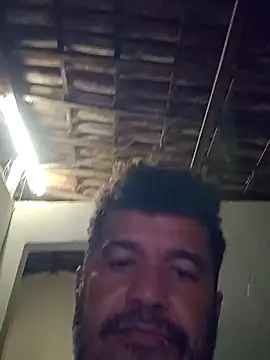 tarra122's Live XXX Chat