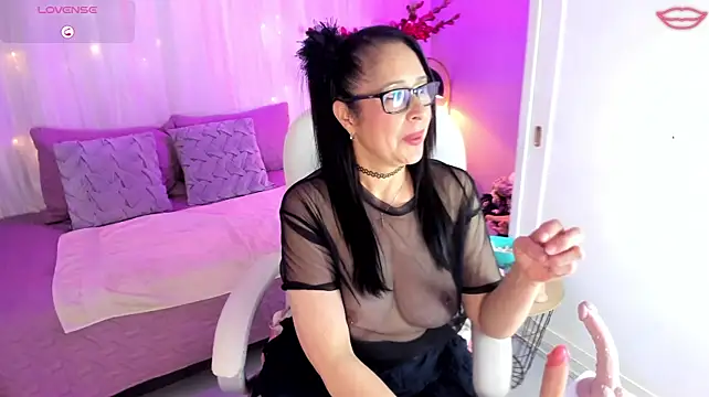 Bella_milff_ Adlı Modelin Canlı XXX Sohbeti