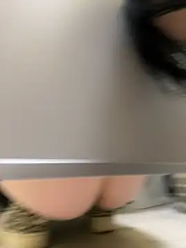 sukidaa Live XXX-Chat