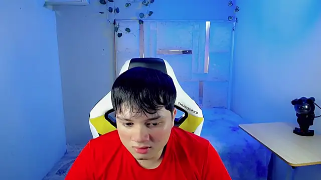 Онлайн чат XXX Tommy_cotton