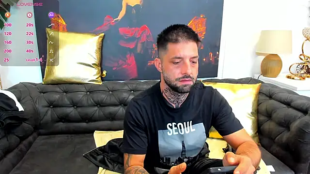 Živý XXX chat TommyDum