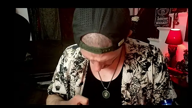 Chat +18 de MasterDaddyCool ao vivo