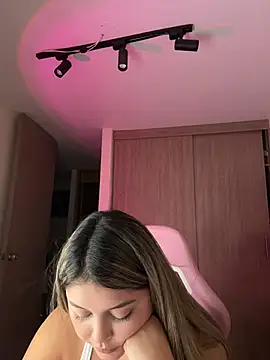 lunablossom_'s Live XXX Chat