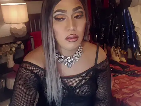 SamanthaAlmazora Adlı Modelin Canlı XXX Sohbeti