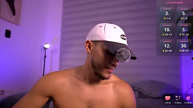 MarkSantozz's Live XXX Chat