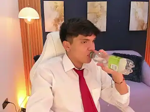 Thiago_Knox: απευθείας συνομιλία ΧΧΧ