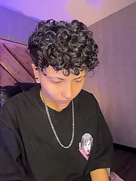 ian_mathias_ Chat XXX live