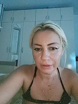 Онлайн чат XXX visnjica
