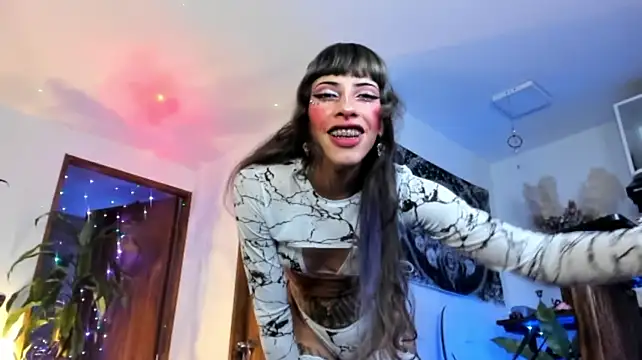 دردشة Nyx_Lamort الجنسية المباشرة
