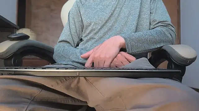 צ'אט XXX בשידור חי של Opondestre00420