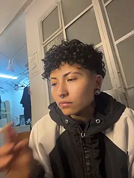 Živý XXX chat ian_mathias_