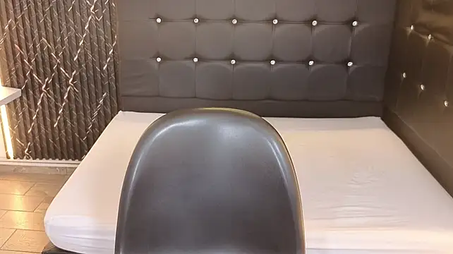 Chat +18 de CandyOff1 ao vivo
