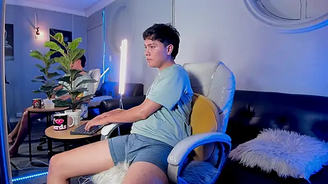 Онлайн чат XXX Marco17__