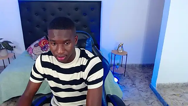 yousimon18 Live XXX-chat
