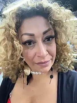 Chatroom XXX en direct de Katti_Barrera