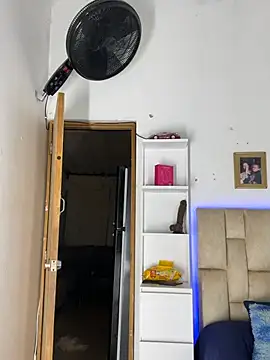 lyan_77 라이브 XXX 채팅