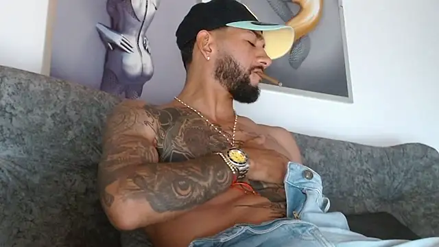 LukasScott_ Adlı Modelin Canlı XXX Sohbeti
