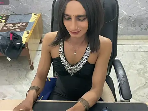 LuvLayla Live XXX-Chat