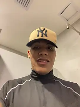 Colby_driscoll élő XXX-chatje