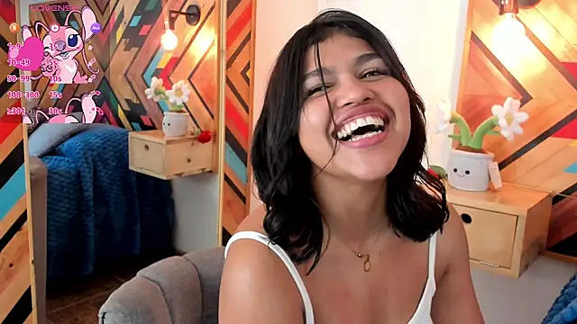 NaiirobiSwan's Live XXX Chat