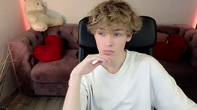 Chat +18 de kevingarsiaa ao vivo