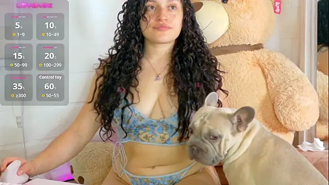 XXX chat uživo modela MeganDolll