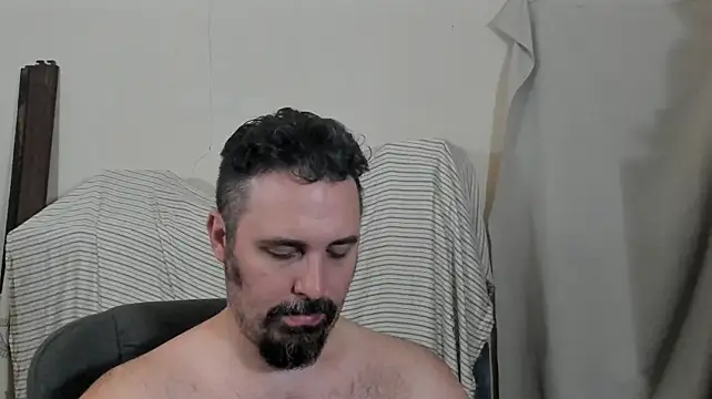 Chat XXX en directo de Metalstud